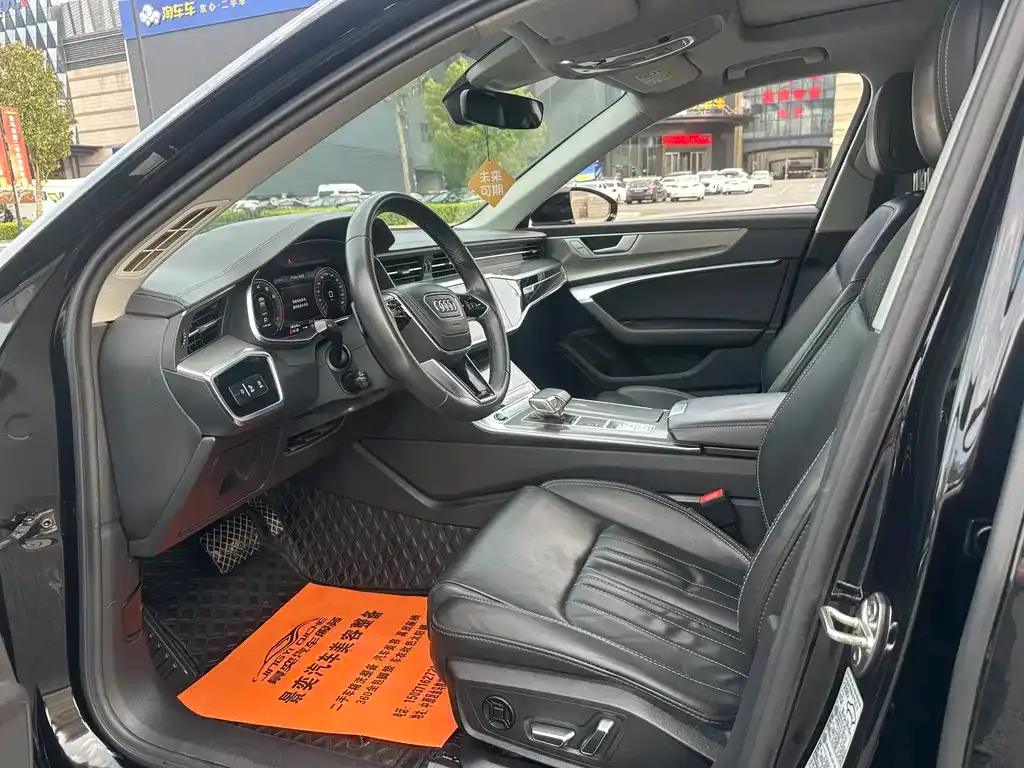Audi A6L 2023 из CN, фото 4