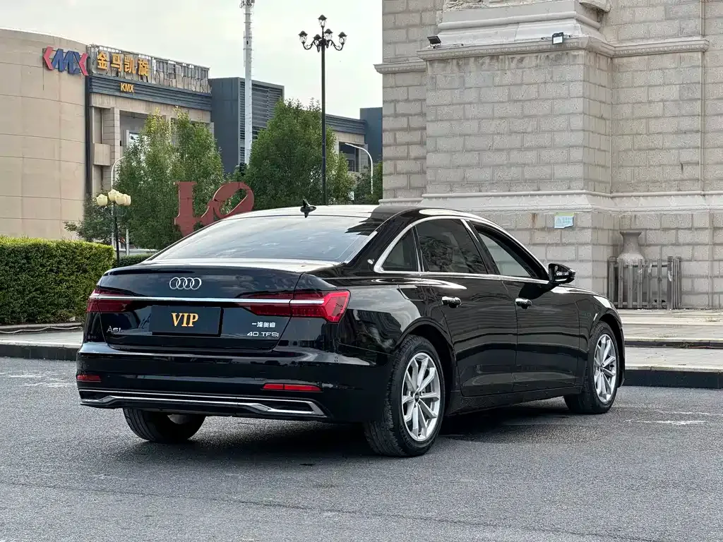 Audi A6L 2023 из CN, фото 7