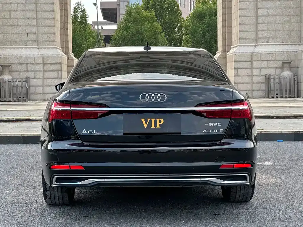 Audi A6L 2023 из CN, фото 9