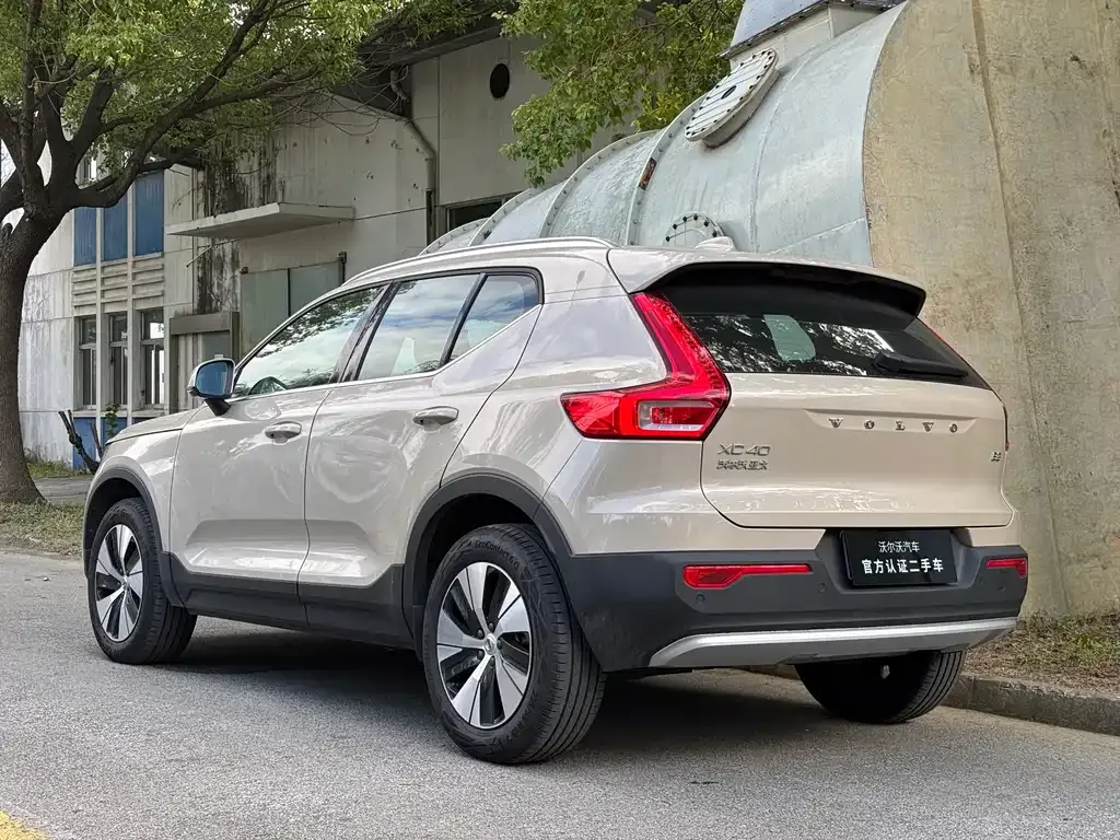 Volvo XC40 2025 из CN, фото 4