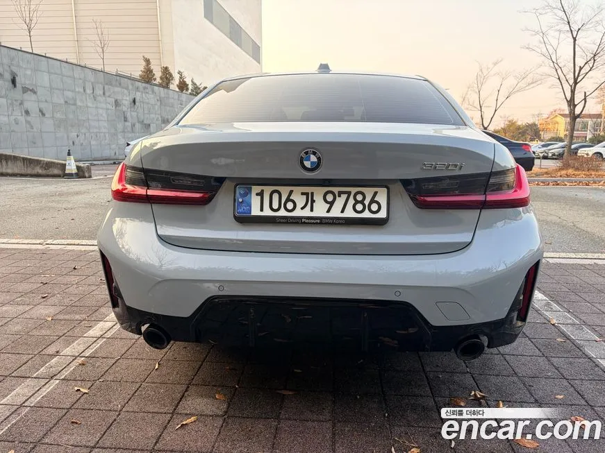 BMW 3-Series 2024 из KR, фото 6