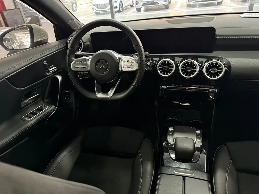 Mercedes-Benz A-Class 2021 из CN, фото 10