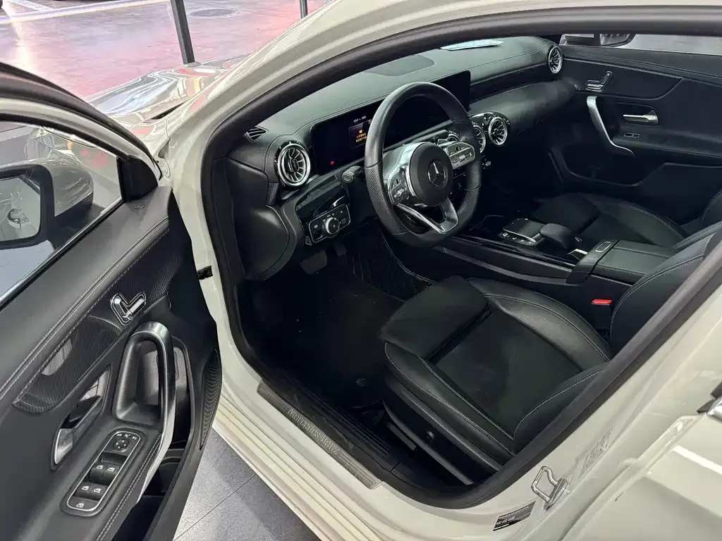 Mercedes-Benz A-Class 2021 из CN, фото 4