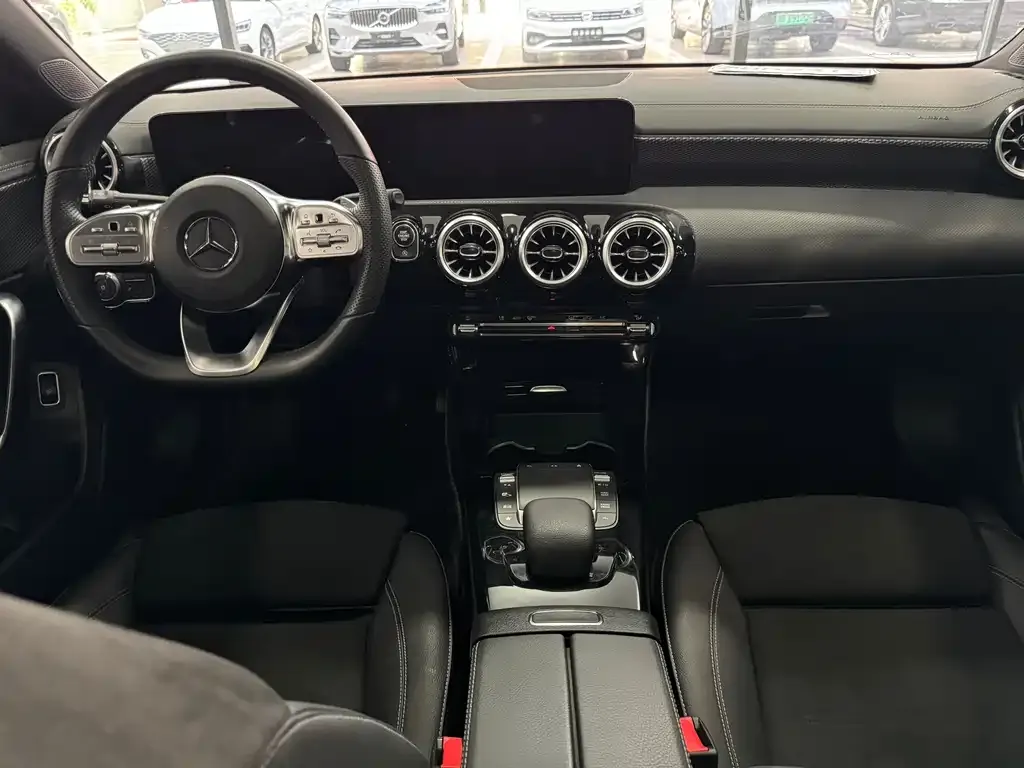 Mercedes-Benz A-Class 2021 из CN, фото 8