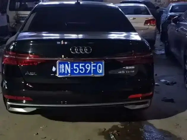 Audi A6L 2024 из CN, фото 8