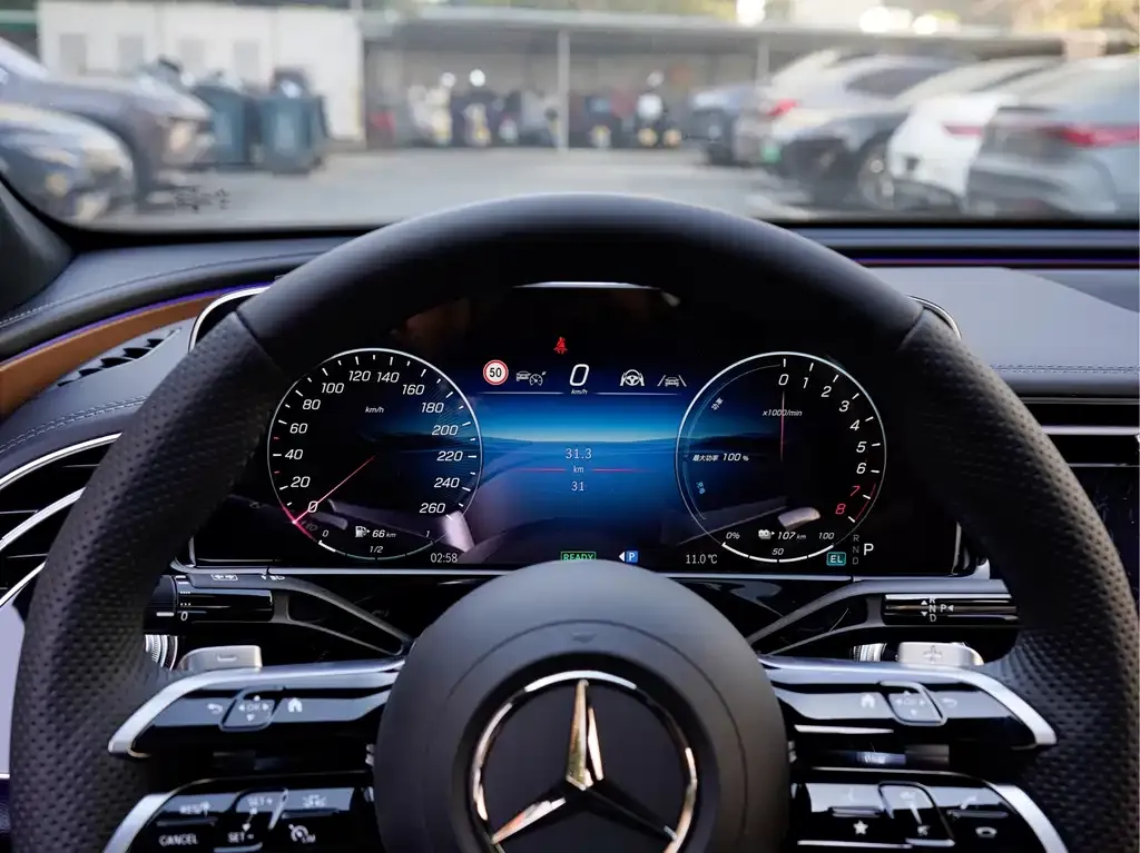 Mercedes-Benz E-Class New Energy 2025 из CN, фото 8