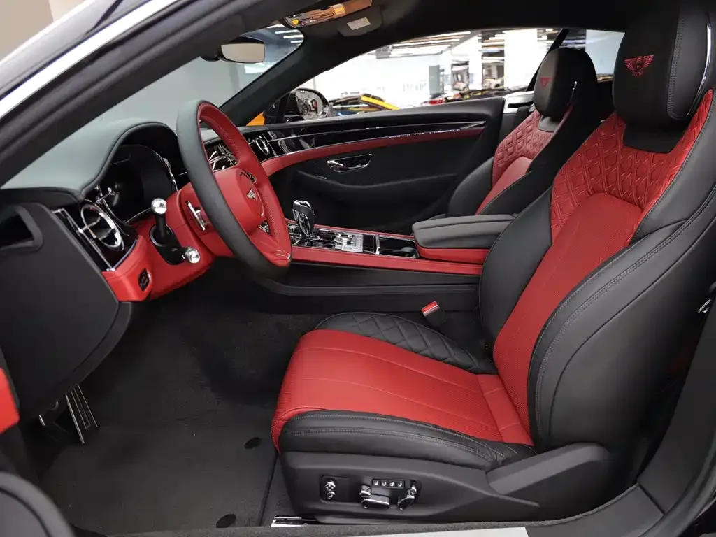 Bentley Continental 2021 из CN, фото 4