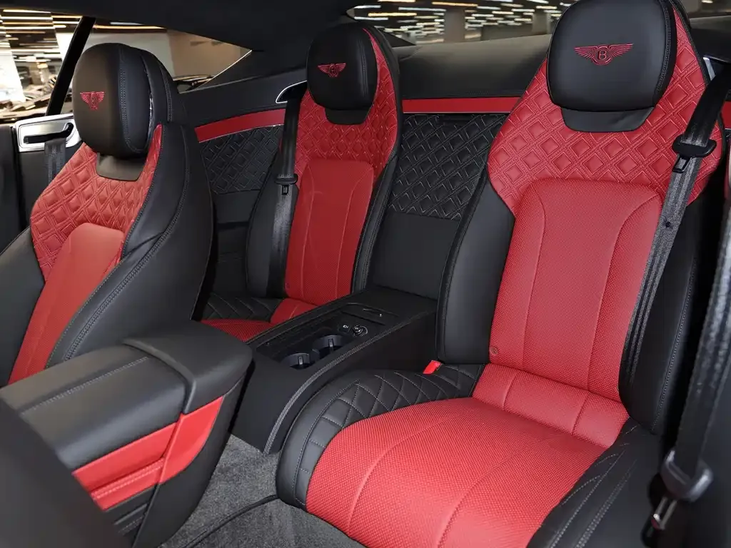 Bentley Continental 2021 из CN, фото 6