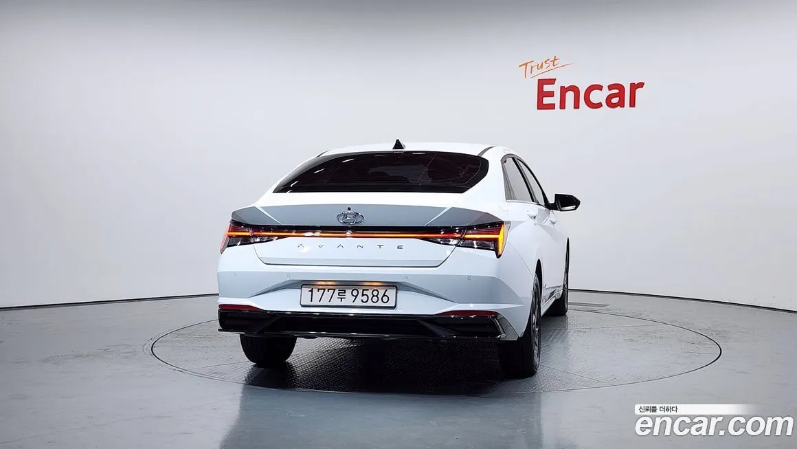 Hyundai AVANTE 2021 из KR, фото 4