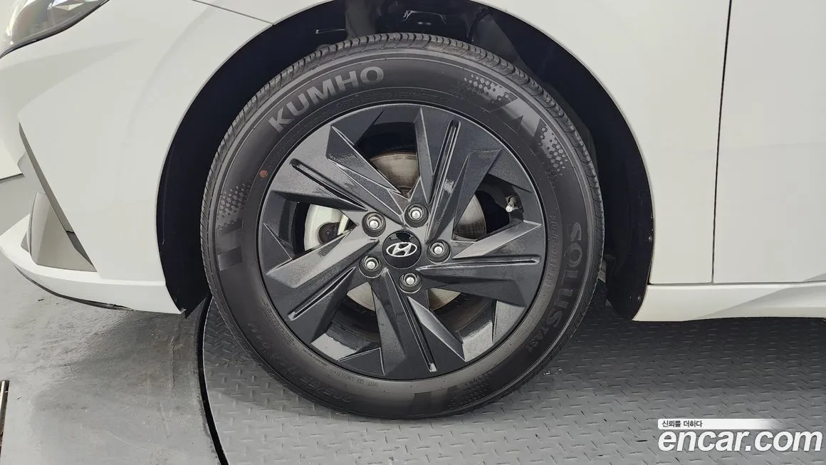 Hyundai AVANTE 2021 из KR, фото 5