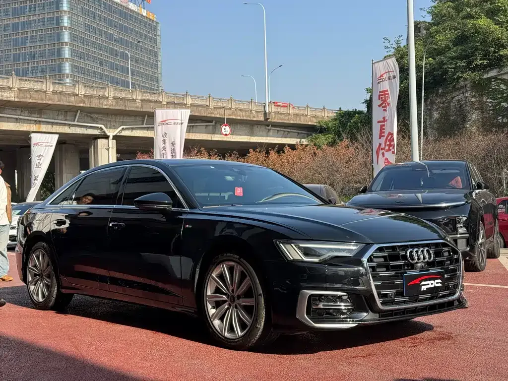 Audi A6L 2023 из CN, фото 3