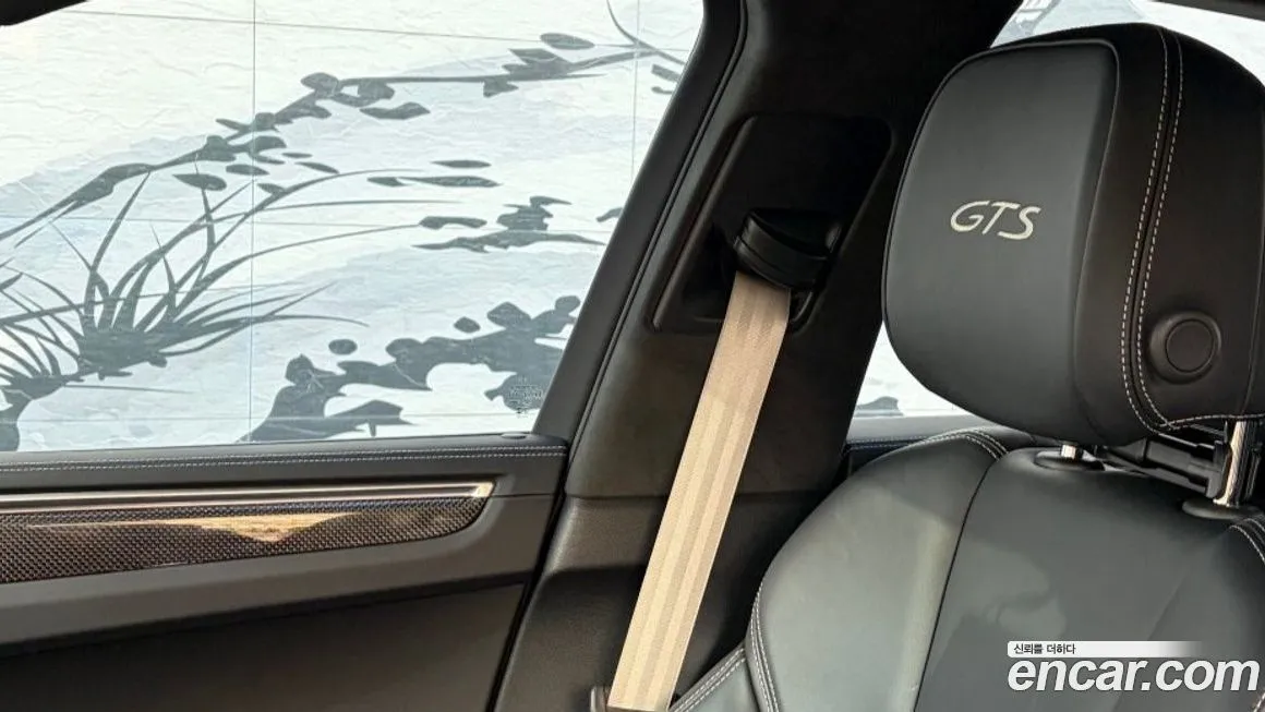Porsche Macan 2023 из KR, фото 7