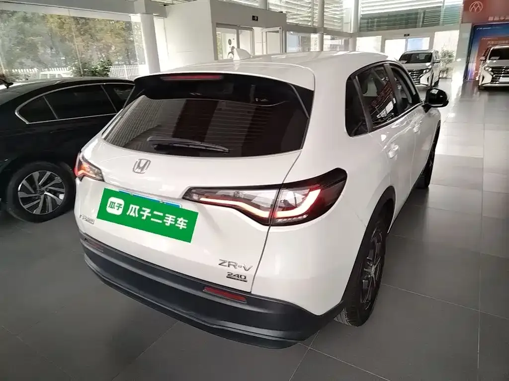 Honda ZR-V 2023 из CN, фото 7