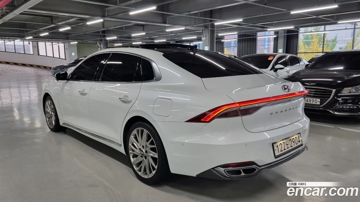 Hyundai Grandeur 2022 из KR, фото 6