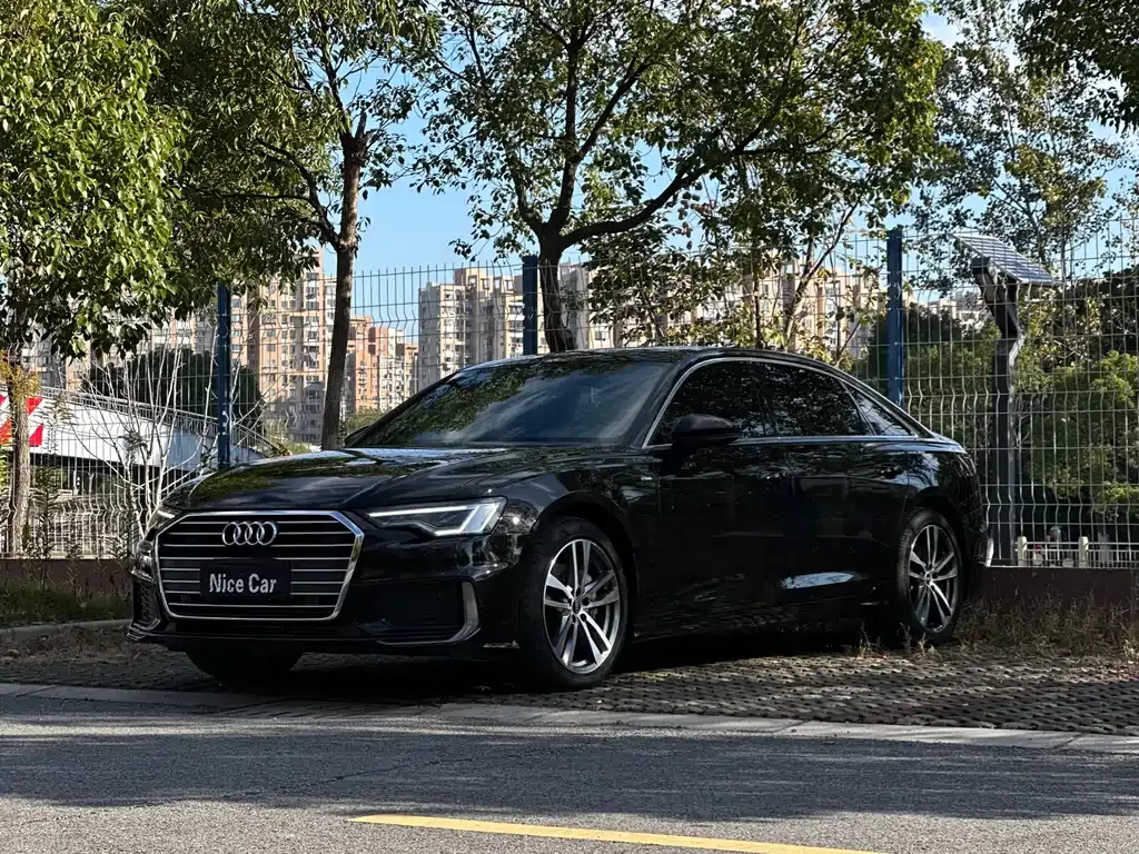 Audi A6L 2022 из CN, фото 1