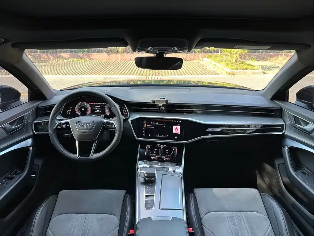 Audi A6L 2022 из CN, фото 9