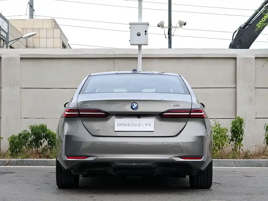 BMW i5 2024 из CN, фото 5