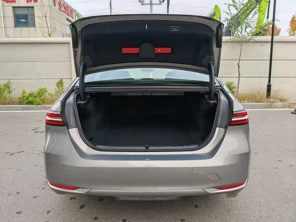 BMW i5 2024 из CN, фото 6