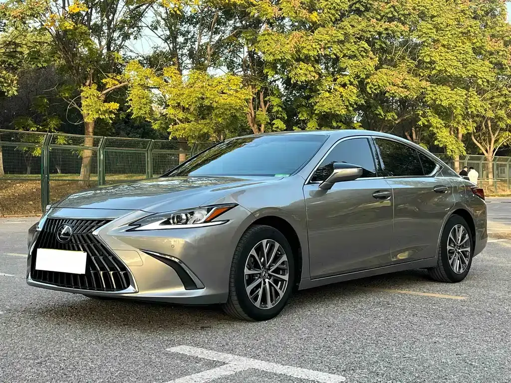 Lexus ES 2022 из CN, фото 1