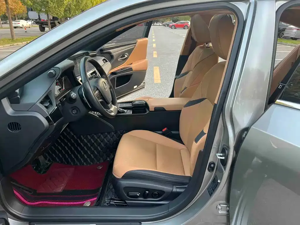 Lexus ES 2022 из CN, фото 7