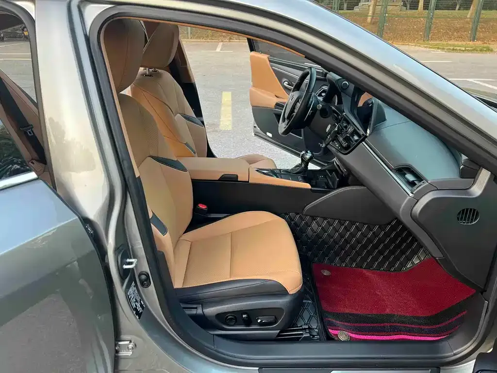 Lexus ES 2022 из CN, фото 9