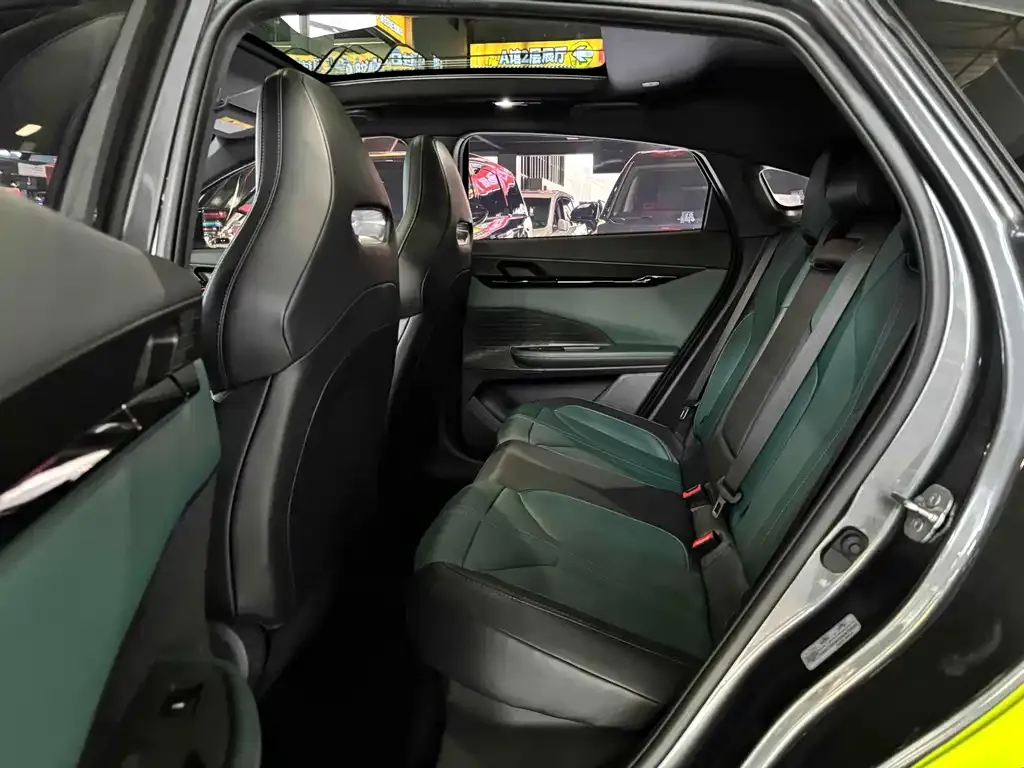 Changan UNI-V iDD 2024 из CN, фото 7