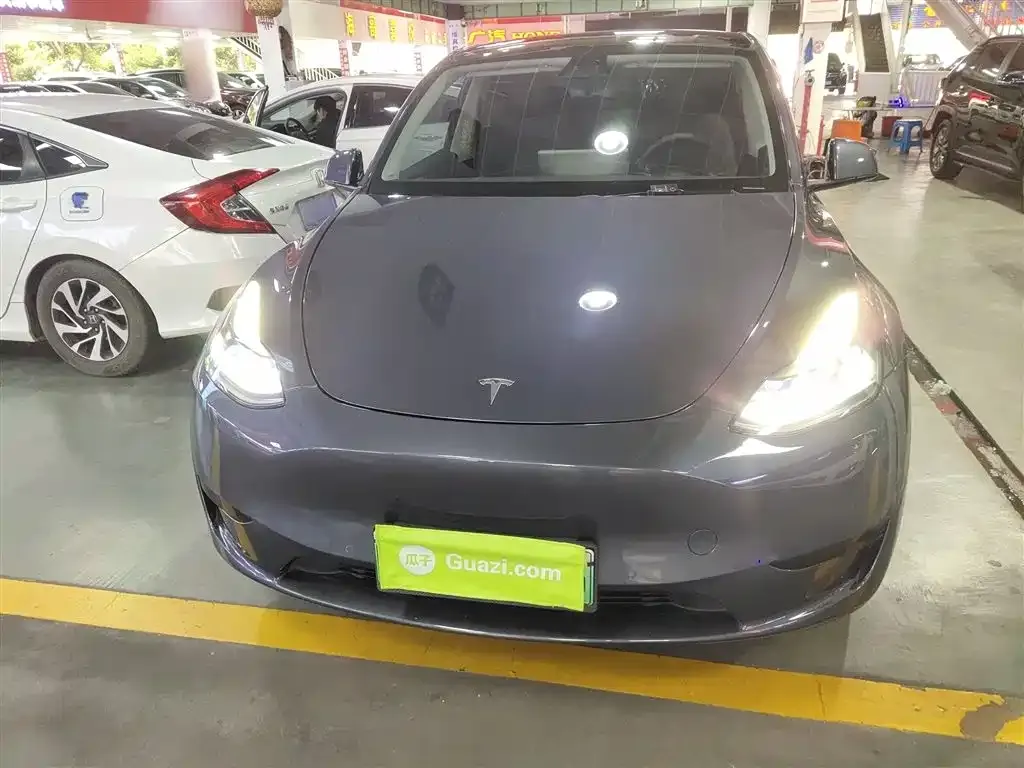 Tesla Model Y 2023 из CN, фото 3
