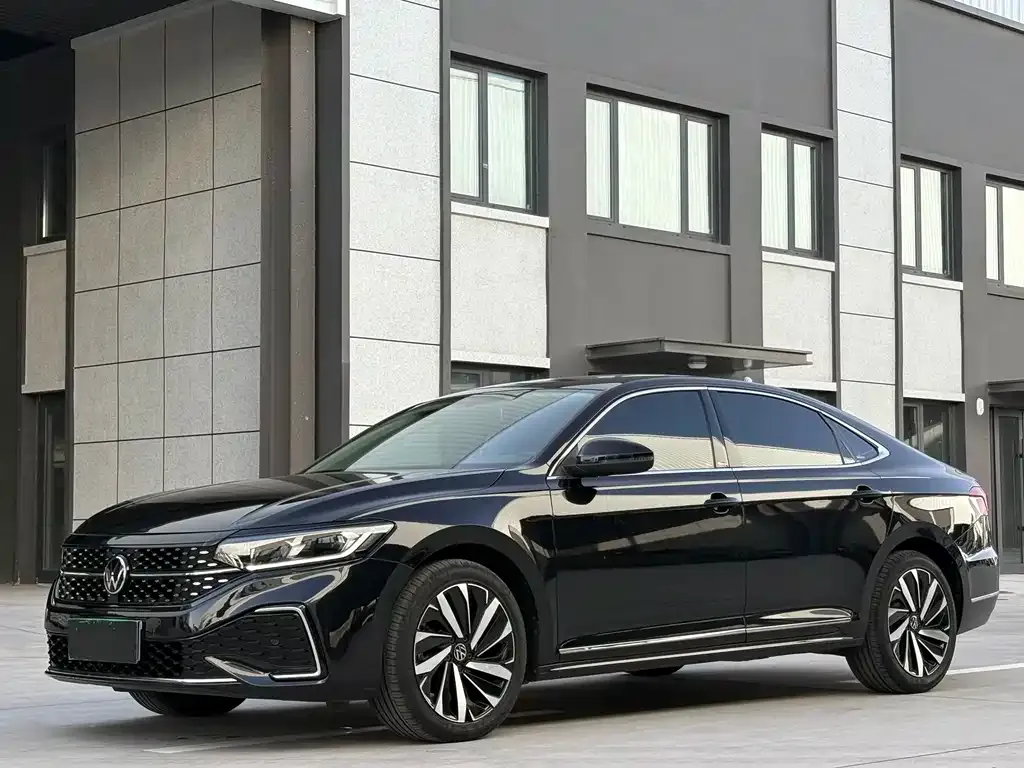 Volkswagen Passat 2022 из CN, фото 1