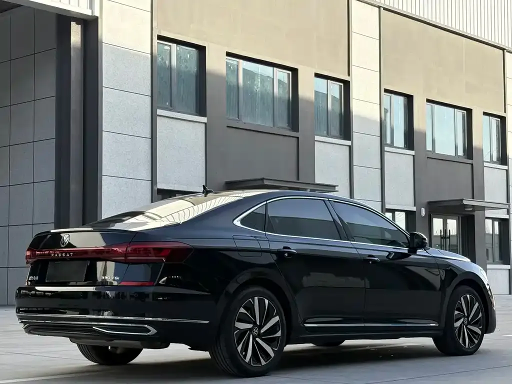 Volkswagen Passat 2022 из CN, фото 7