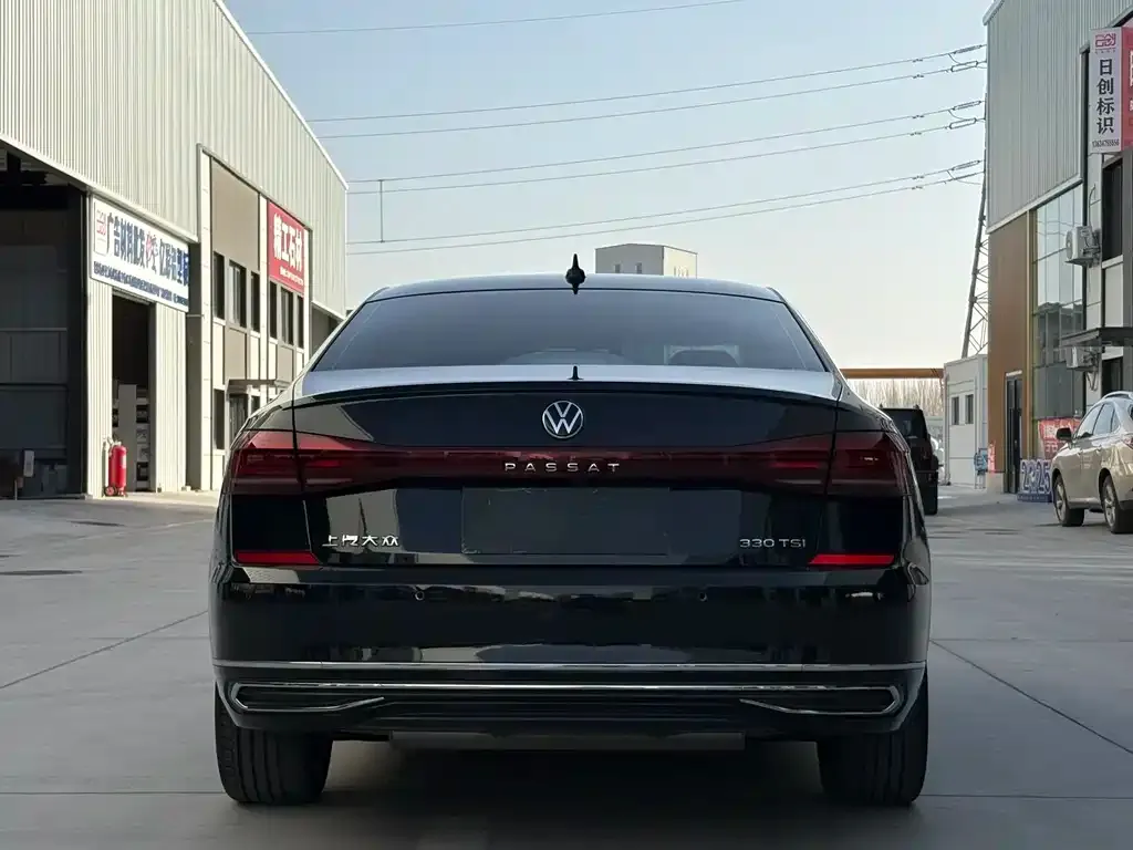 Volkswagen Passat 2022 из CN, фото 8