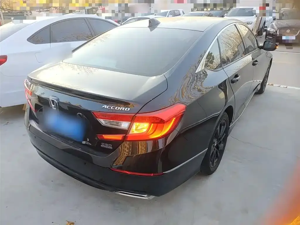 Honda Accord 2021 из CN, фото 7