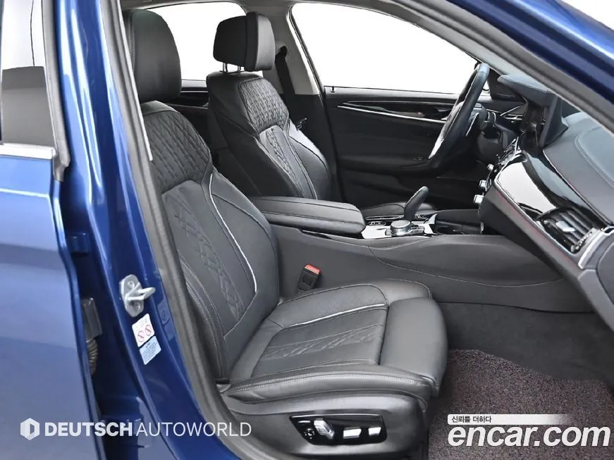 BMW 5-Series 2021 из KR, фото 10