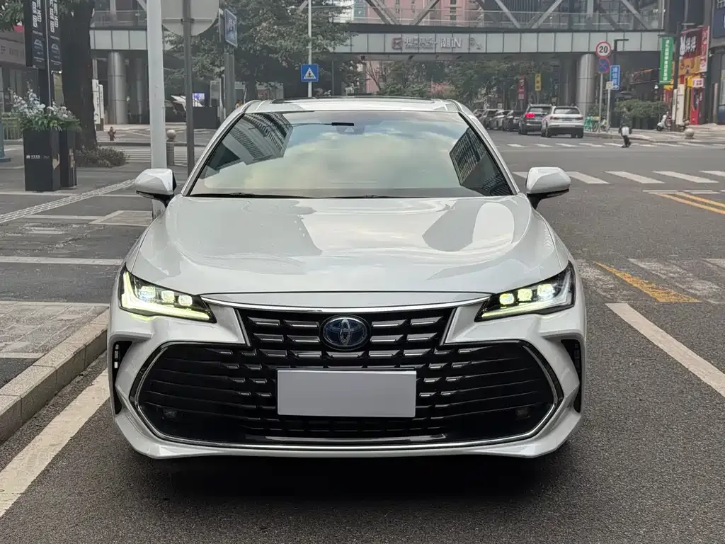 Toyota Avalon 2023 из CN, фото 3