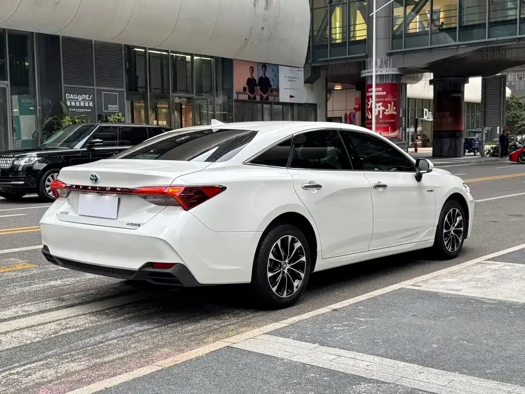Toyota Avalon 2023 из CN, фото 6