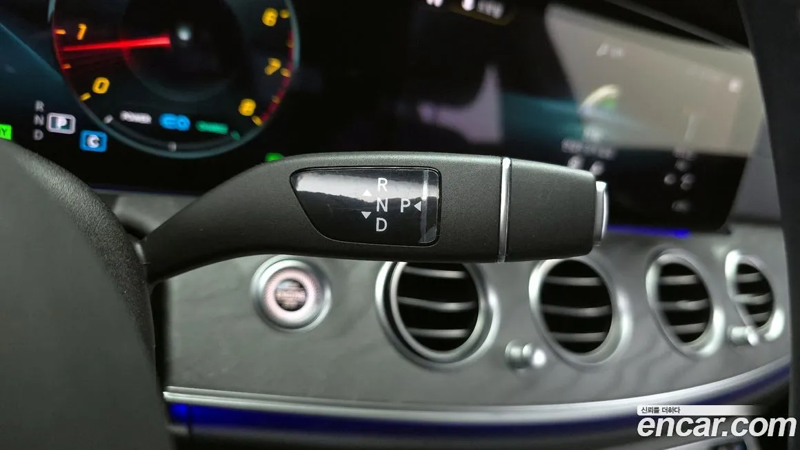 Mercedes-Benz E-Class 2022 из KR, фото 9