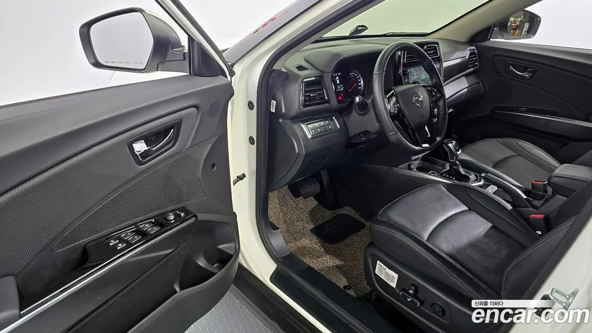 KG Mobility (Ssangyong) TIBOLI 2022 из KR, фото 10