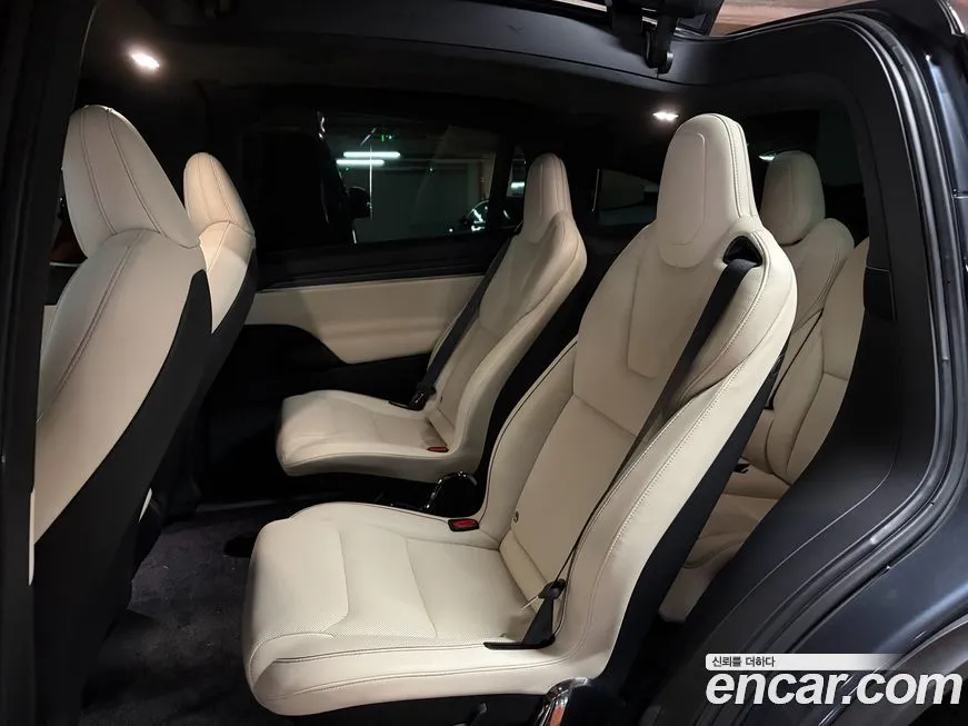 Tesla Model X 2023 из KR, фото 6