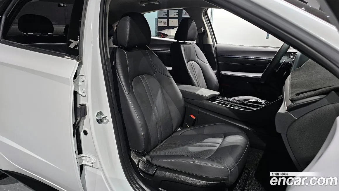 Hyundai Sonata 2022 из KR, фото 10
