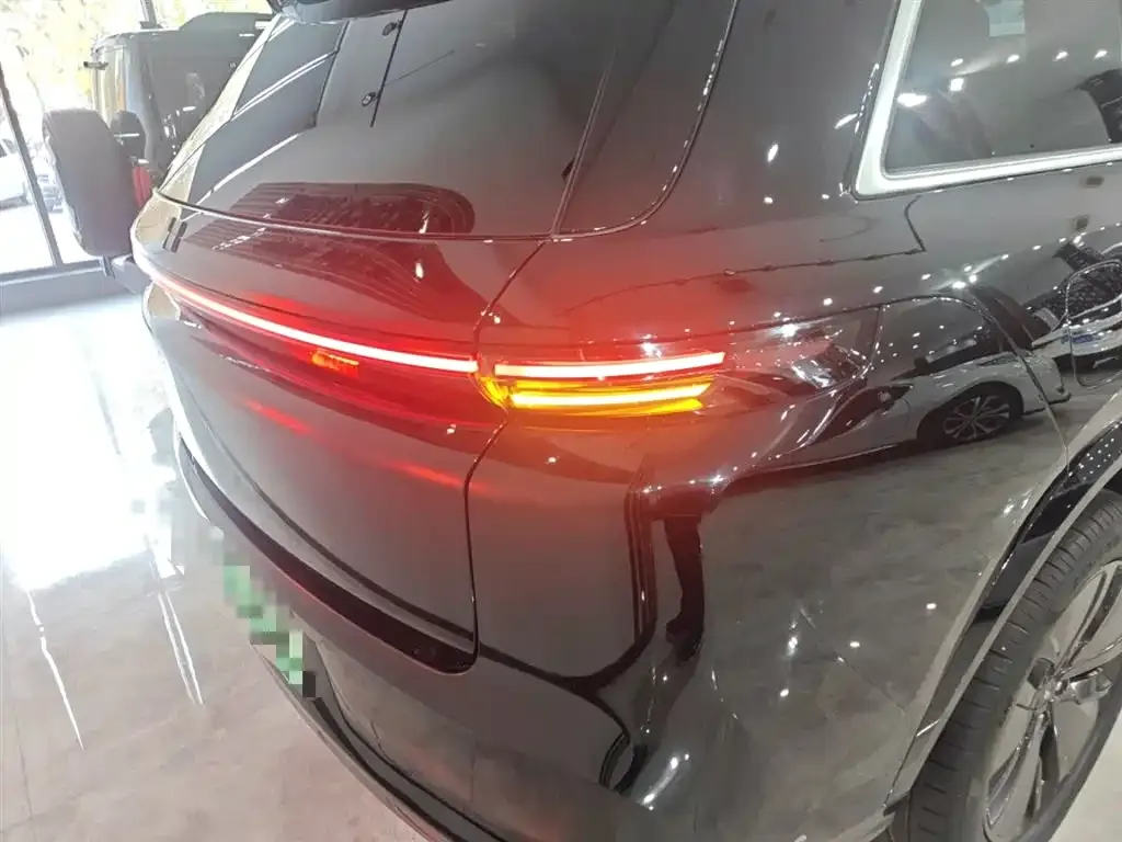 Li Auto L8 2024 из CN, фото 8