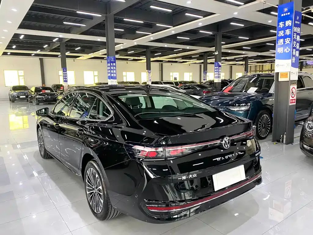 Volkswagen Magotan 2024 из CN, фото 2