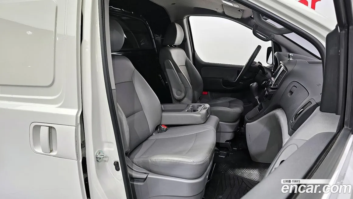 Hyundai Starex 2021 из KR, фото 10