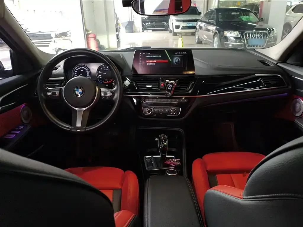 BMW 1 Series 2023 из CN, фото 10
