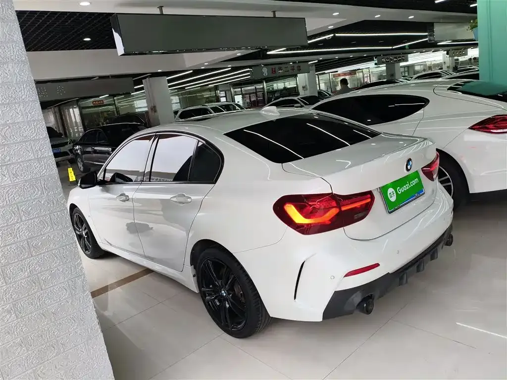 BMW 1 Series 2023 из CN, фото 5