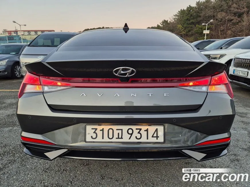 Hyundai AVANTE — фото 5