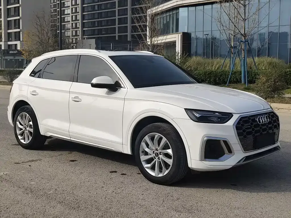 Audi Q5L 2023 из CN, фото 3