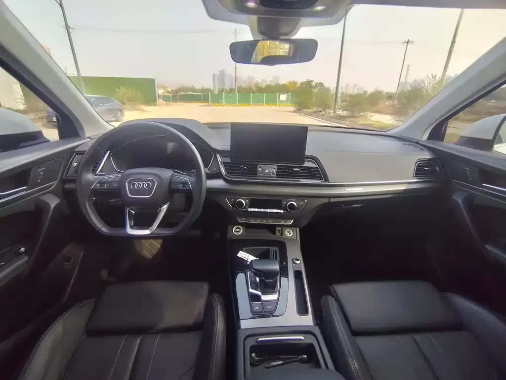 Audi Q5L 2023 из CN, фото 4