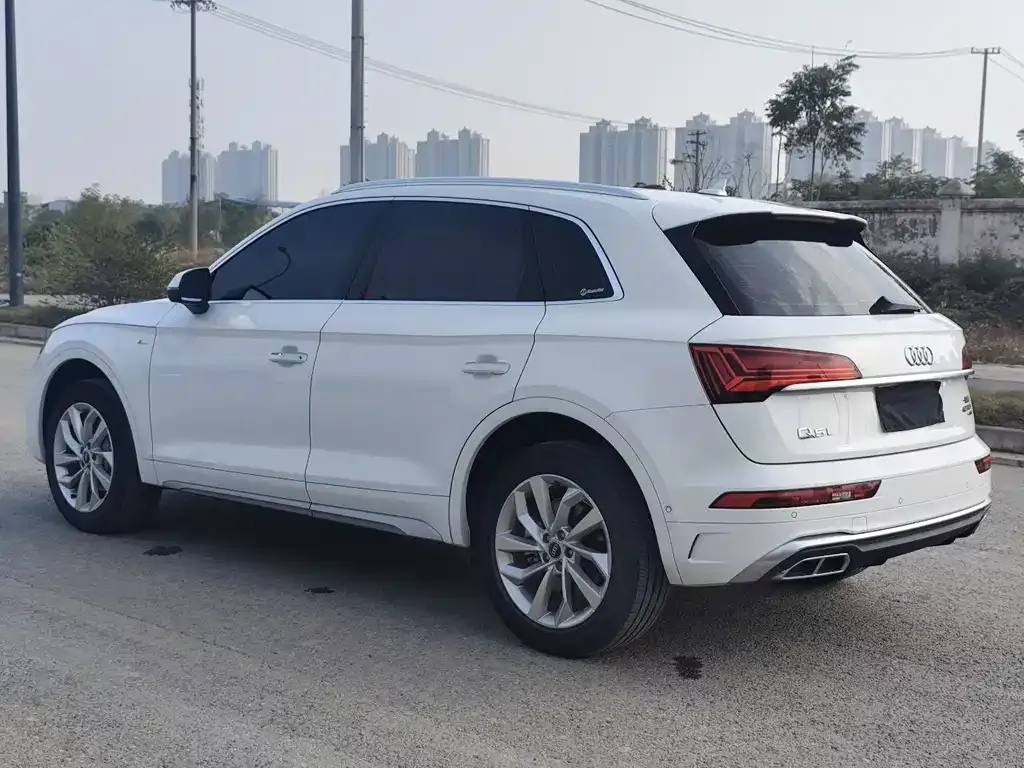 Audi Q5L 2023 из CN, фото 7