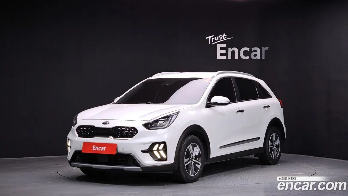 Kia Niro — фото 1