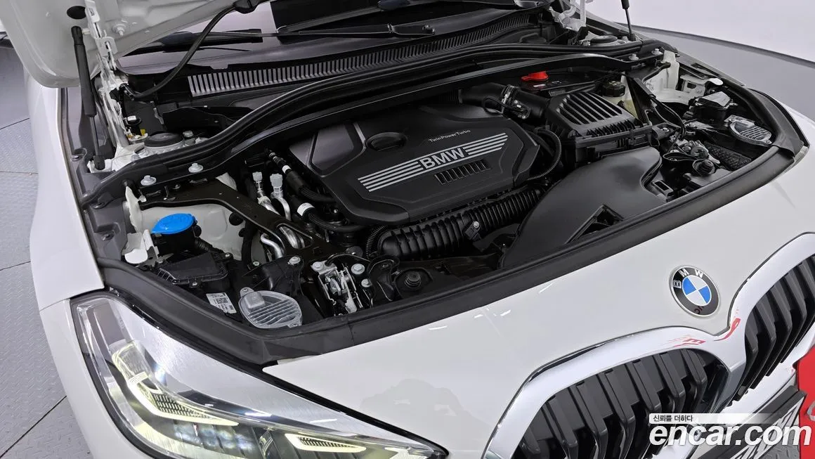 BMW 1-Series 2024 из KR, фото 6