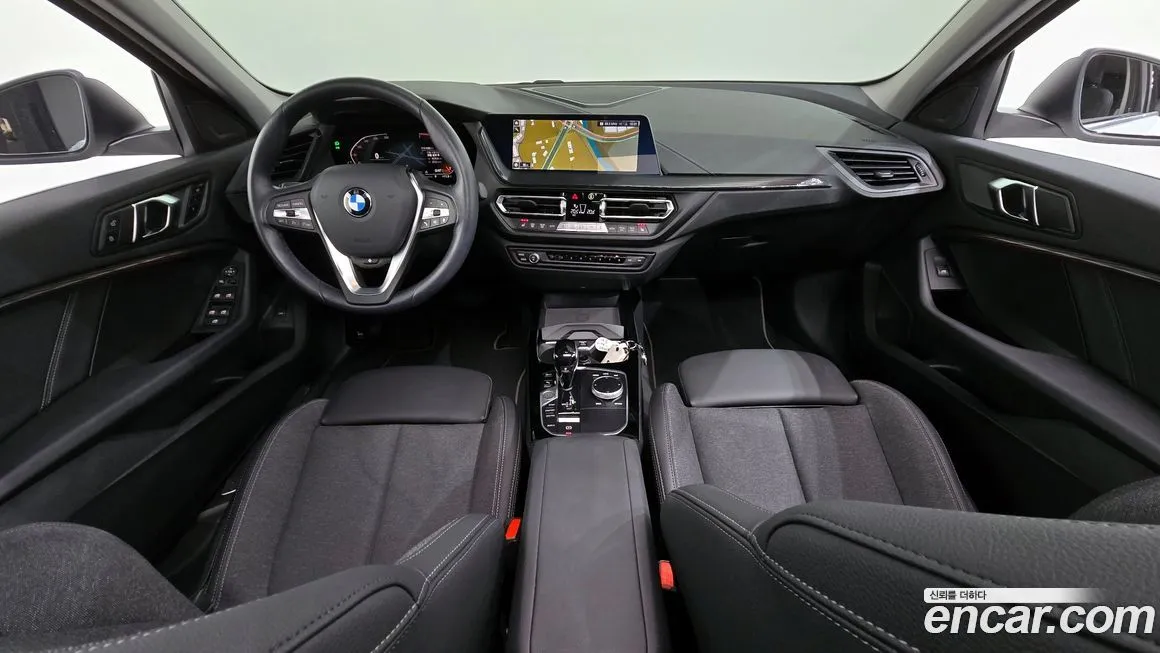 BMW 1-Series 2024 из KR, фото 7